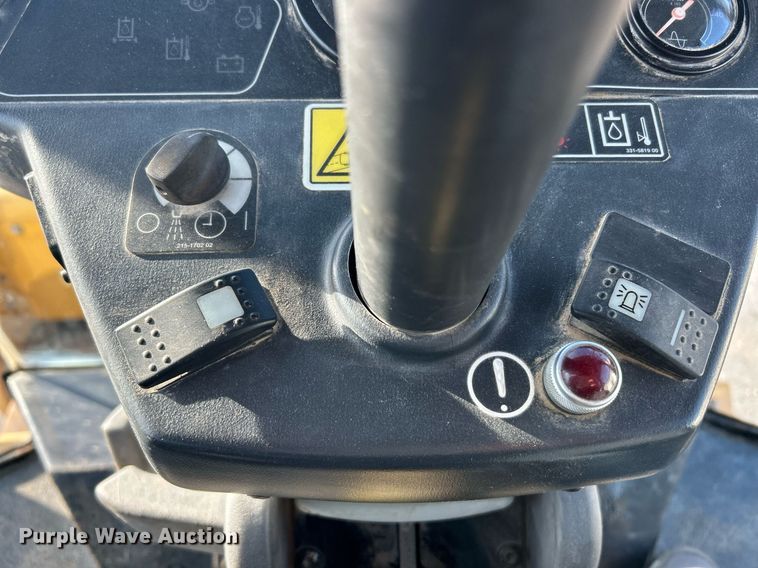 image for item EK2662 2010 Caterpillar CD54 double drum vibratory roller