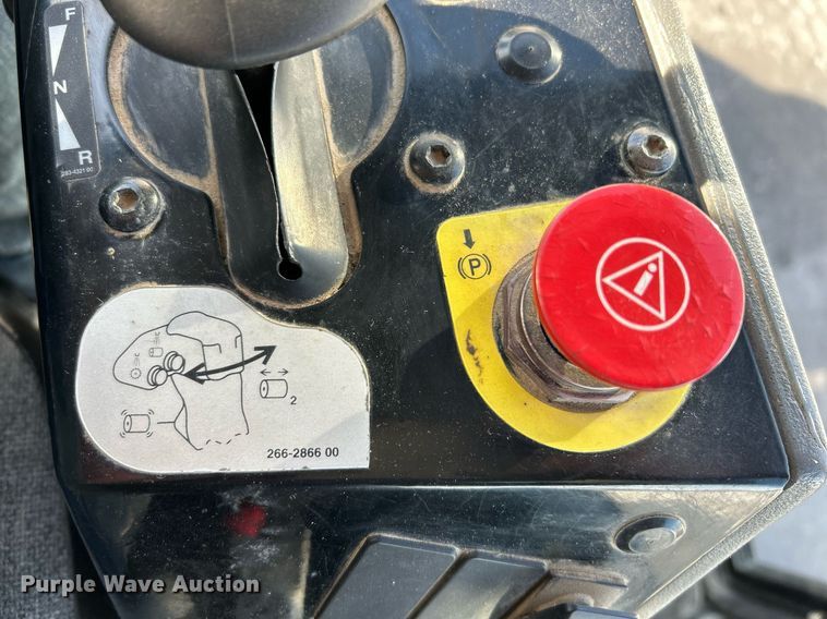 image for item EK2662 2010 Caterpillar CD54 double drum vibratory roller