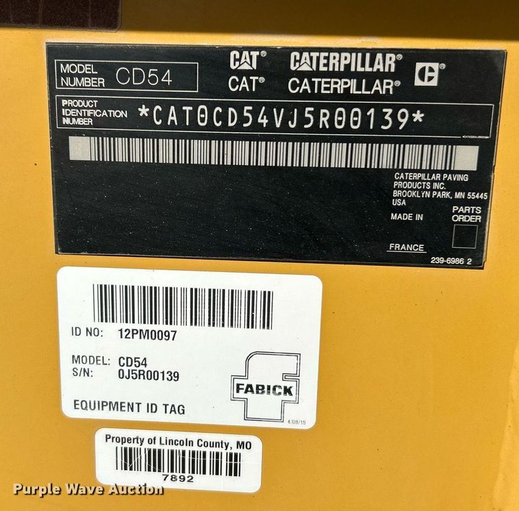 image for item EK2662 2010 Caterpillar CD54 double drum vibratory roller
