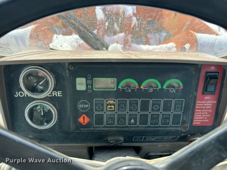 image for item EK2674 1993 John Deere 544G wheel loader