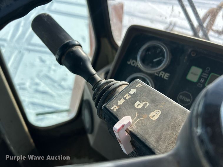 image for item EK2674 1993 John Deere 544G wheel loader