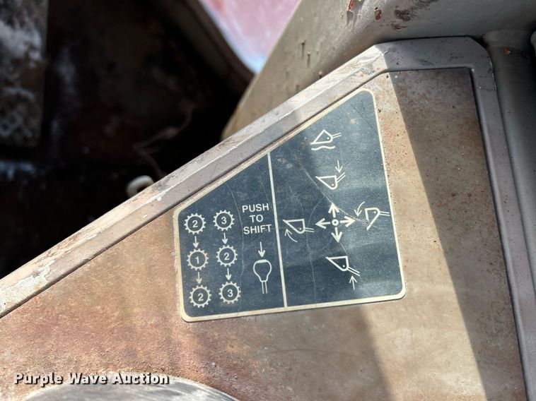 image for item EK2674 1993 John Deere 544G wheel loader