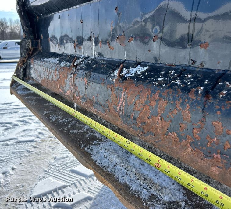 image for item EK2675 1997 Ford LN9000 dump truck