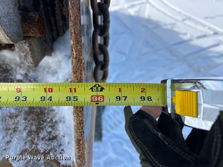 image for item EK2675 1997 Ford LN9000 dump truck