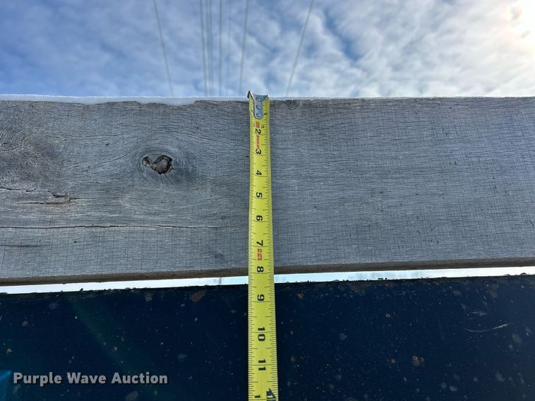 image for item EK2675 1997 Ford LN9000 dump truck