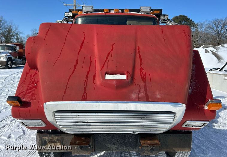 image for item EK2675 1997 Ford LN9000 dump truck