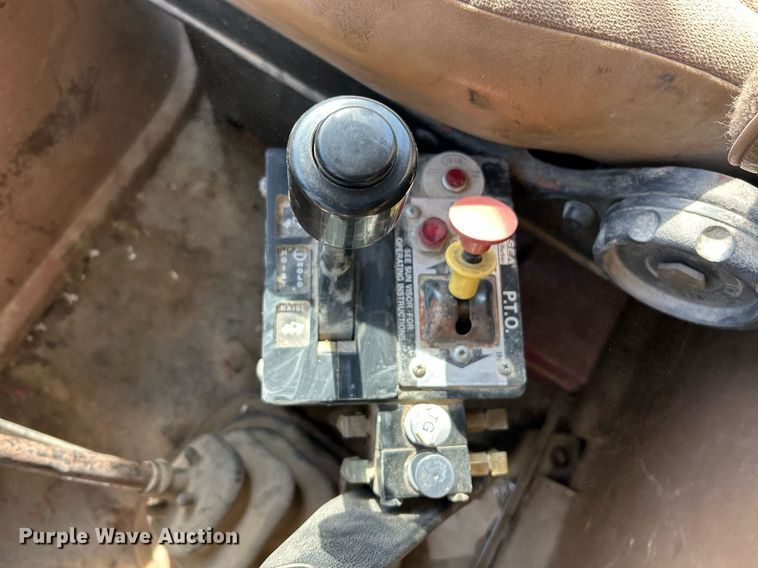 image for item EK2675 1997 Ford LN9000 dump truck