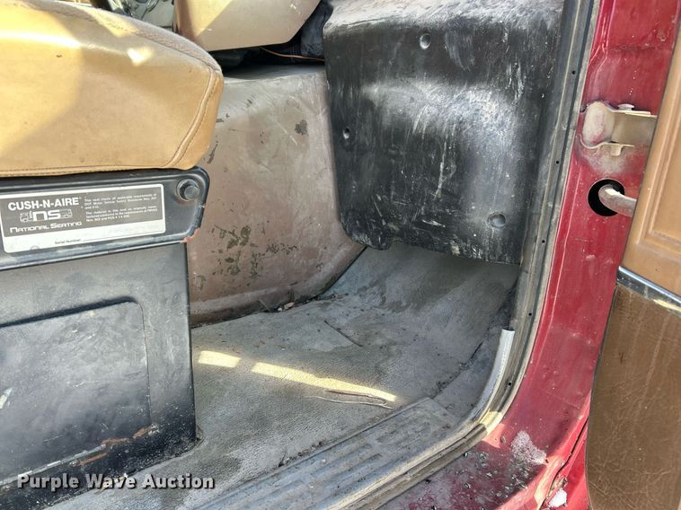 image for item EK2675 1997 Ford LN9000 dump truck