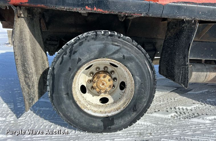 image for item EK2675 1997 Ford LN9000 dump truck