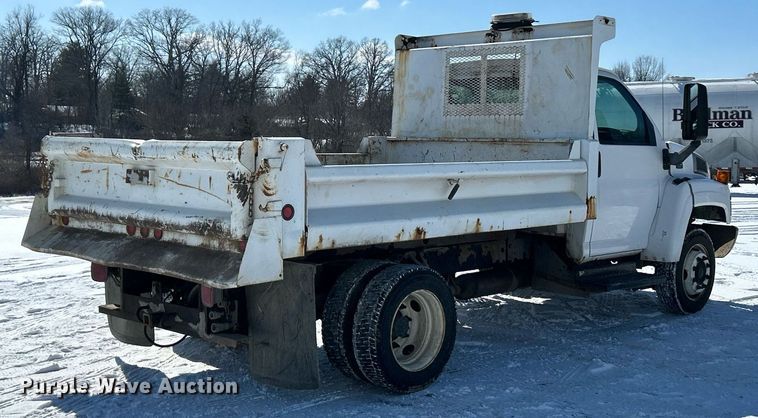 image for item EK2678 2006 GMC C4500 dump truck