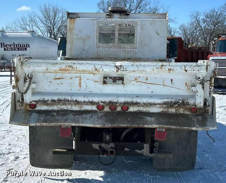 image for item EK2678 2006 GMC C4500 dump truck
