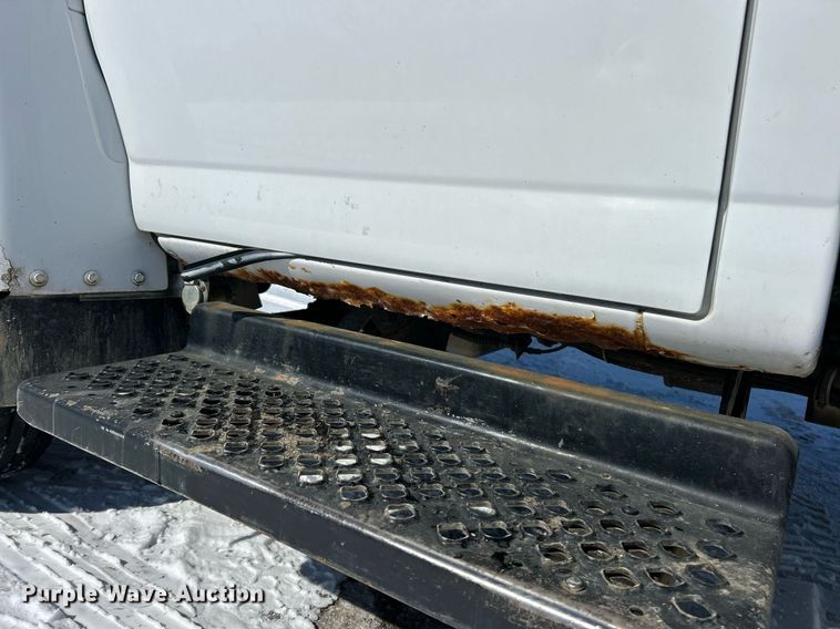 image for item EK2678 2006 GMC C4500 dump truck