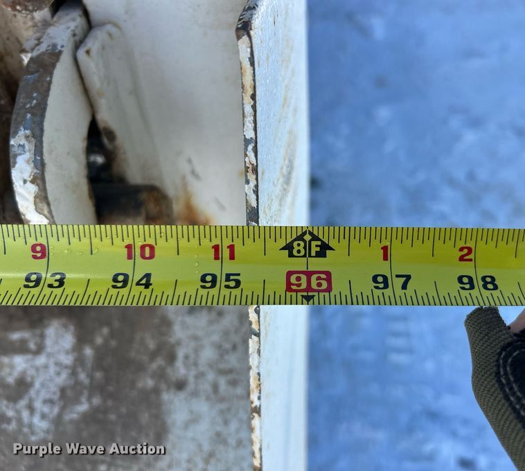 image for item EK2678 2006 GMC C4500 dump truck