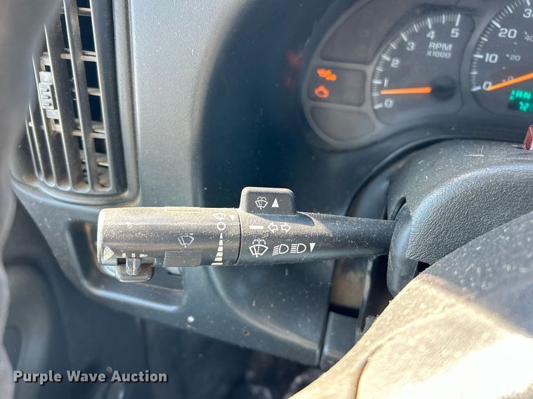 image for item EK2678 2006 GMC C4500 dump truck