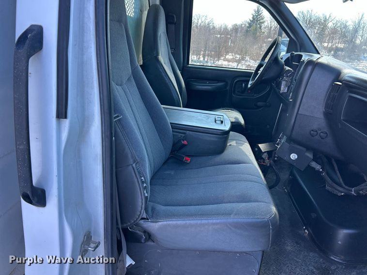 image for item EK2678 2006 GMC C4500 dump truck