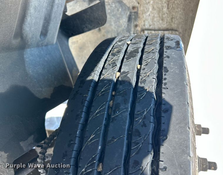 image for item EK2678 2006 GMC C4500 dump truck