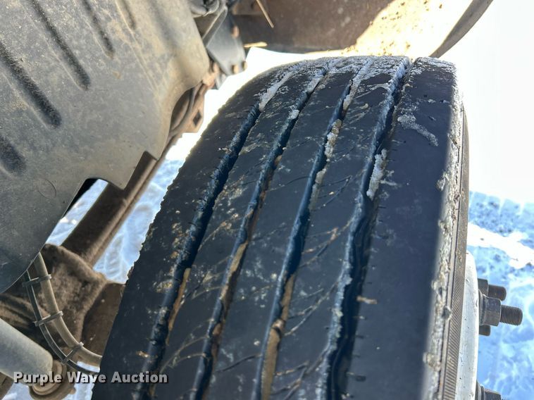 image for item EK2678 2006 GMC C4500 dump truck