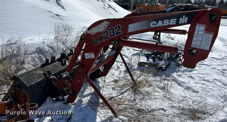 image for item EK2679 Case IH LX232 loader