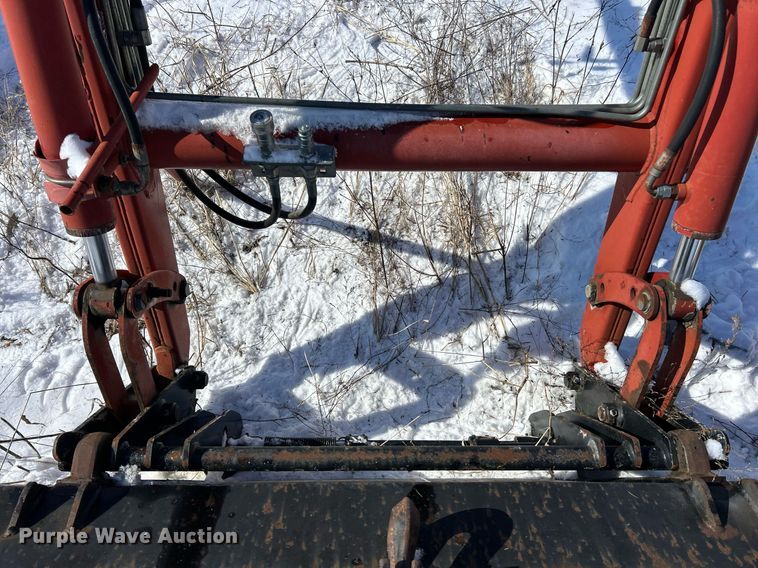 image for item EK2679 Case IH LX232 loader