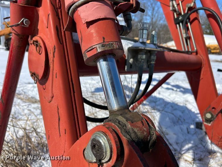 image for item EK2679 Case IH LX232 loader