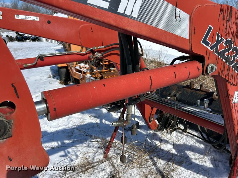 image for item EK2679 Case IH LX232 loader