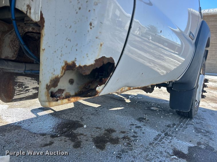 image for item EK2681 2005 Ford F450 Super Duty XL  dump truck