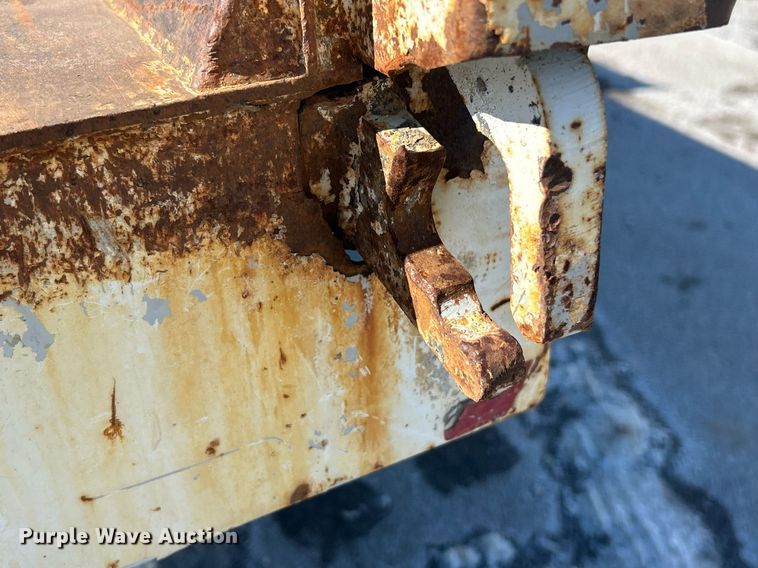 image for item EK2681 2005 Ford F450 Super Duty XL  dump truck