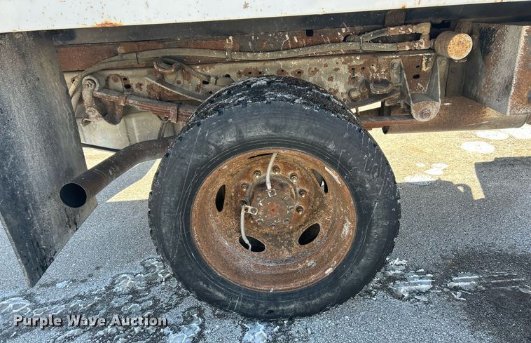 image for item EK2681 2005 Ford F450 Super Duty XL  dump truck