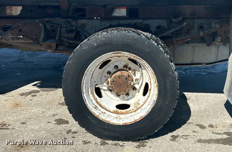 image for item EK2681 2005 Ford F450 Super Duty XL  dump truck