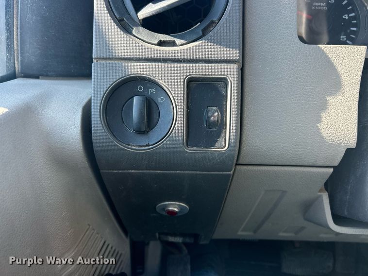 image for item EK2682 2008 Ford F450 Super Duty XL dump truck