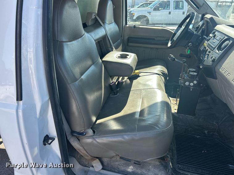 image for item EK2682 2008 Ford F450 Super Duty XL dump truck