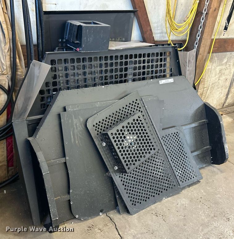 image for item EK2683 American Aluminum K9 unit kennel