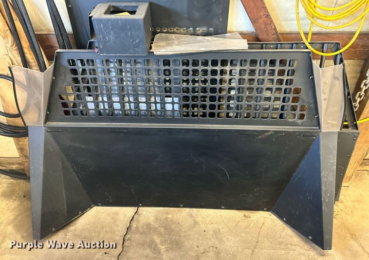 image for item EK2683 American Aluminum K9 unit kennel