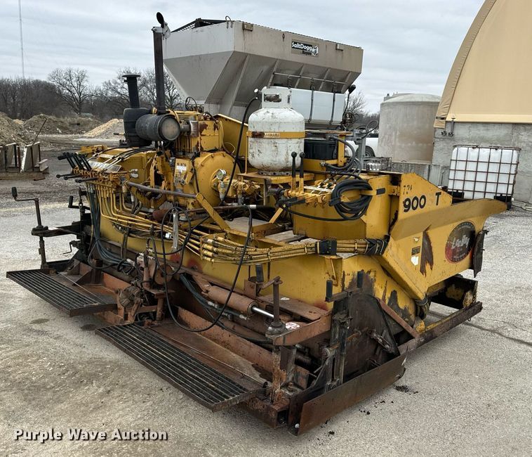 image for item EN5109 1990 LeeBoy L900ST paver