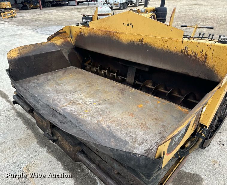 image for item EN5109 1990 LeeBoy L900ST paver