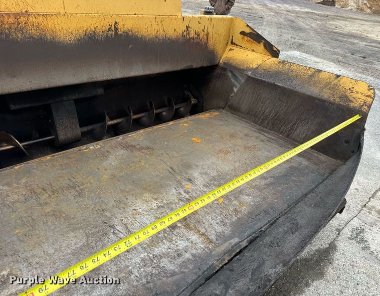 image for item EN5109 1990 LeeBoy L900ST paver