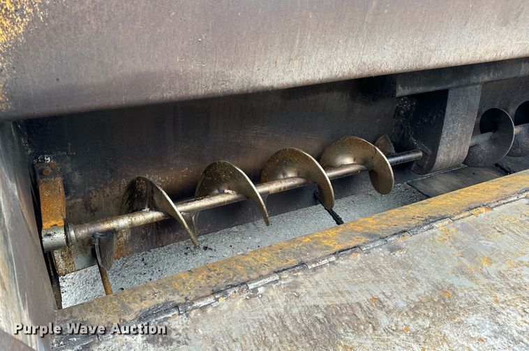 image for item EN5109 1990 LeeBoy L900ST paver