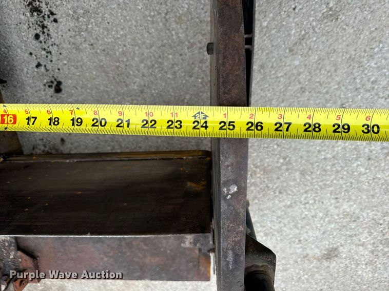 image for item EN5109 1990 LeeBoy L900ST paver