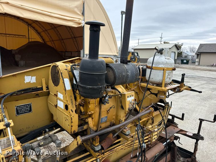 image for item EN5109 1990 LeeBoy L900ST paver