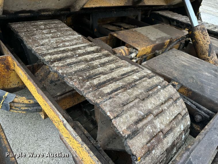 image for item EN5109 1990 LeeBoy L900ST paver