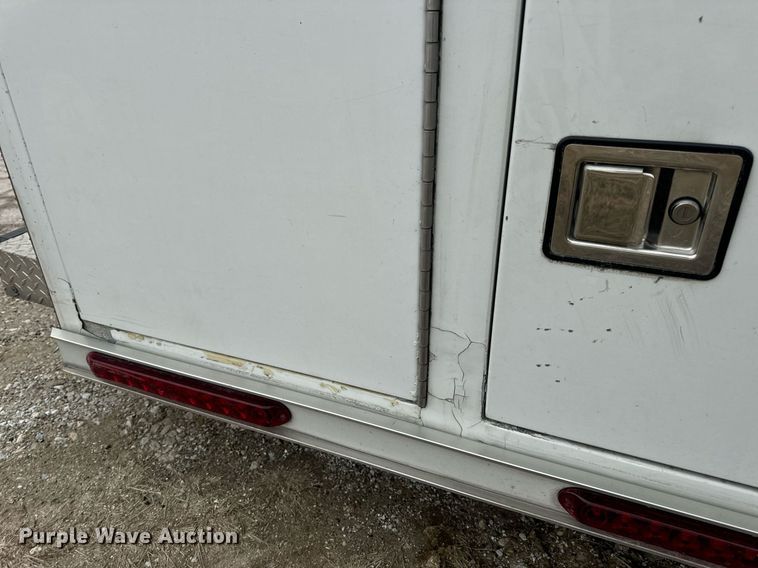 image for item EN5133 2008 GMC C4500 ambulance