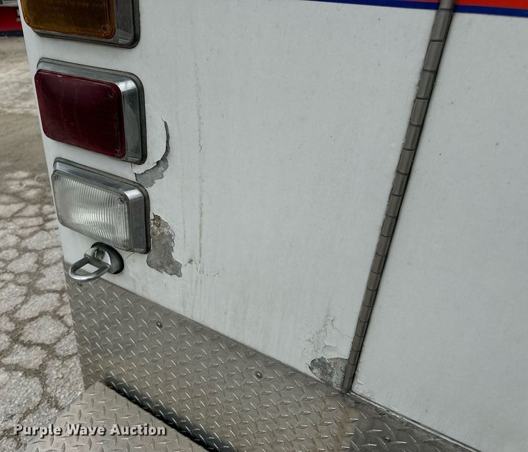 image for item EN5133 2008 GMC C4500 ambulance