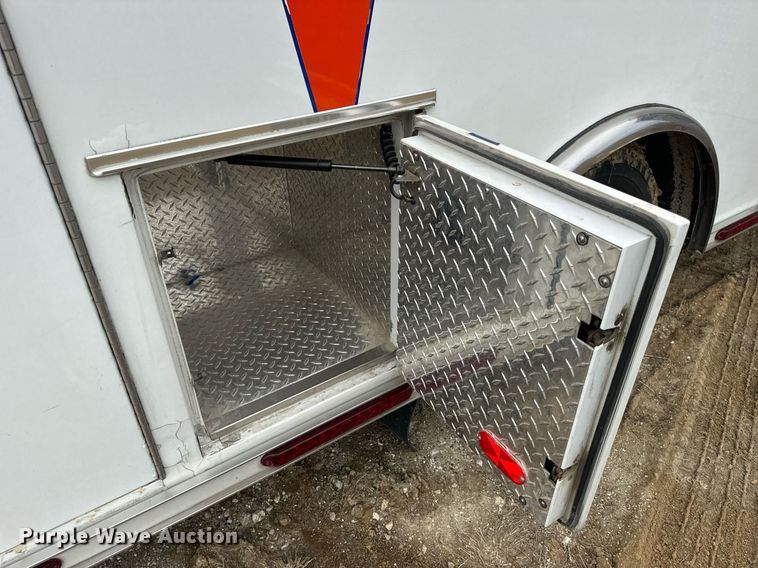 image for item EN5133 2008 GMC C4500 ambulance