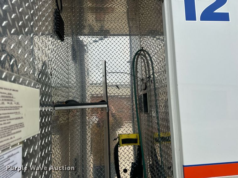 image for item EN5133 2008 GMC C4500 ambulance