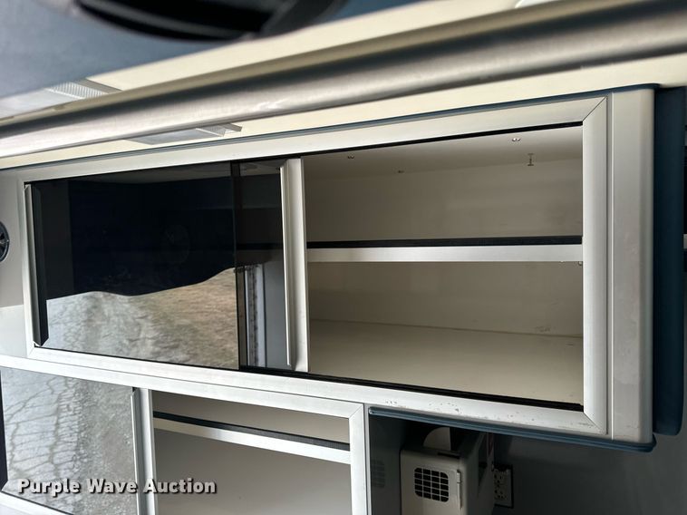 image for item EN5133 2008 GMC C4500 ambulance