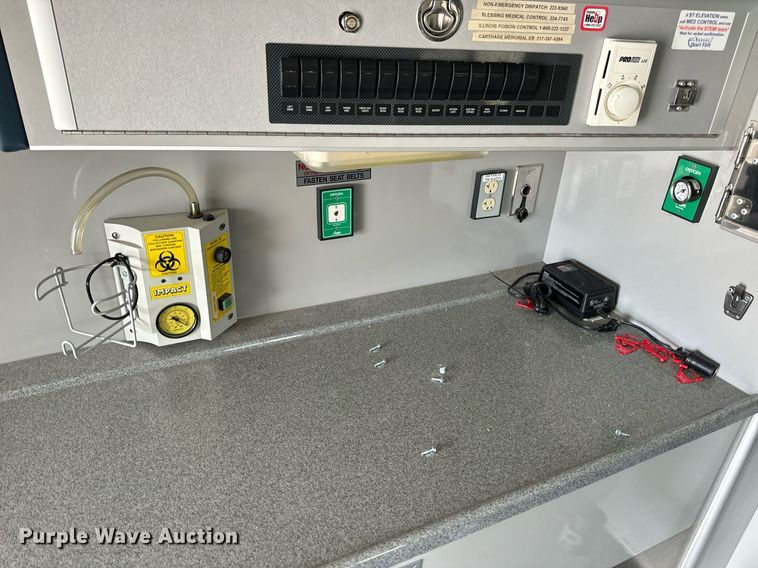 image for item EN5133 2008 GMC C4500 ambulance