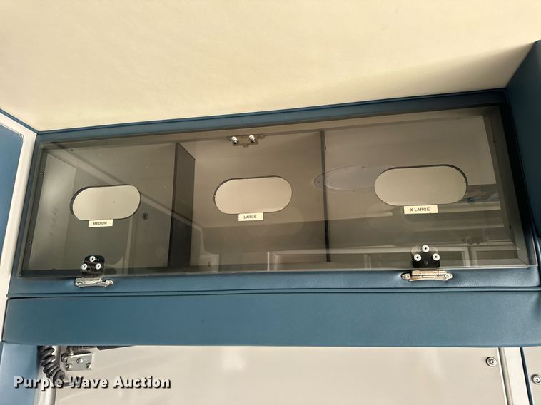 image for item EN5133 2008 GMC C4500 ambulance