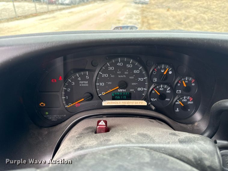 image for item EN5133 2008 GMC C4500 ambulance