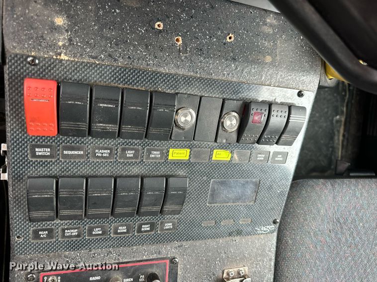 image for item EN5133 2008 GMC C4500 ambulance