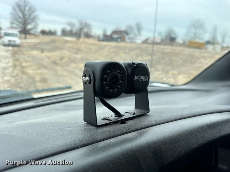 image for item EN5133 2008 GMC C4500 ambulance